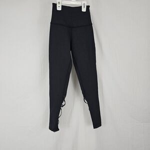 Women’s Beyond Yoga Black Lace Up Cropped Leggings Size XS
